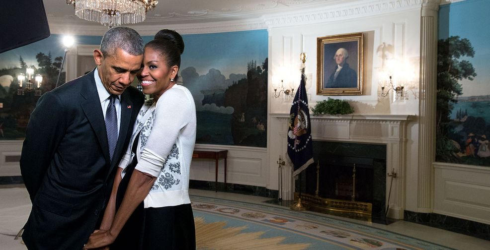 Barack and Michelle Obama in talks to produce Netflix Original series