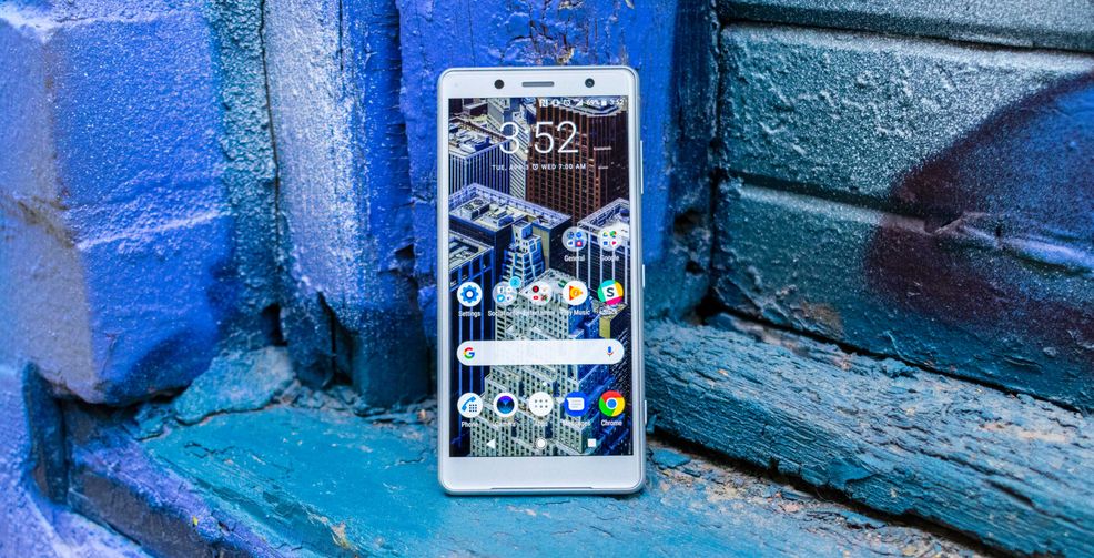 Sony Xperia XZ2 Compact Review: Deceptively tiny
