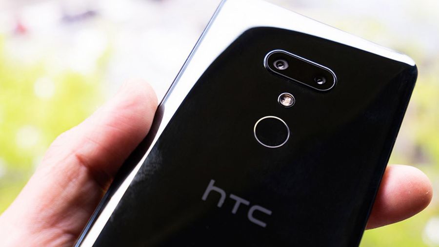 HTC U12+ in ceramic black
