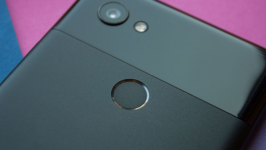 Google Pixel 2 XL fingerprint scanner