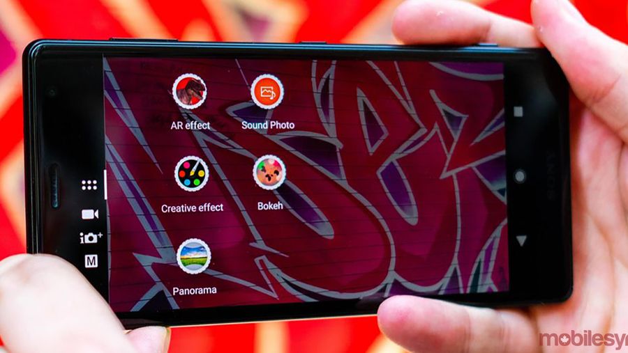 Xperia XZ2