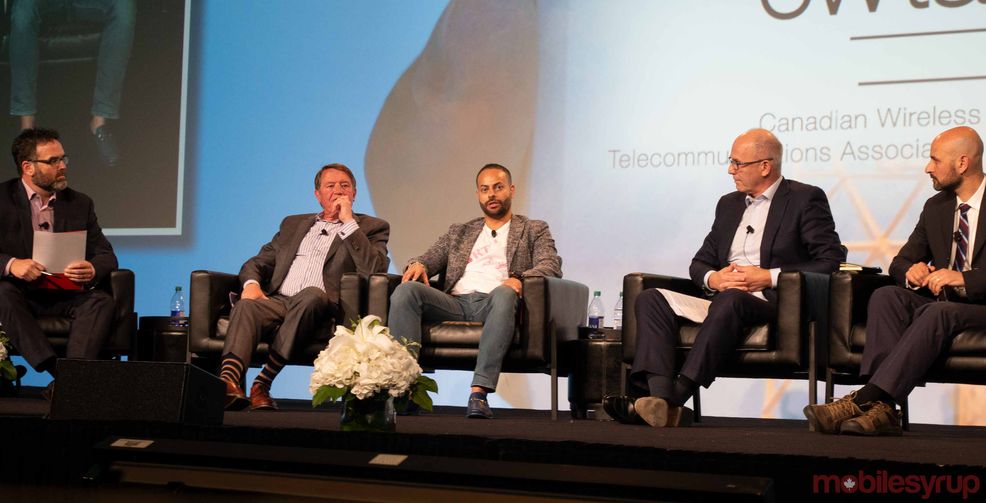 Rogers, Bell and Telus defend low-cost, data-only plan proposals
