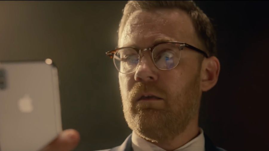 Apple's humorous new Memory iPhone X ad