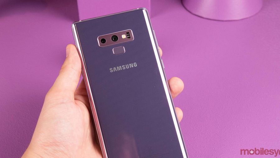 The Note 9 in 'Lavender Purple'