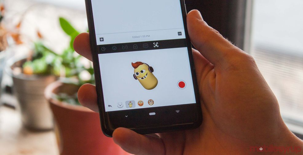 Become a polar bear and other characters with TouchPal’s AR Emoji