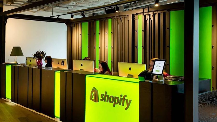 Shopify desk