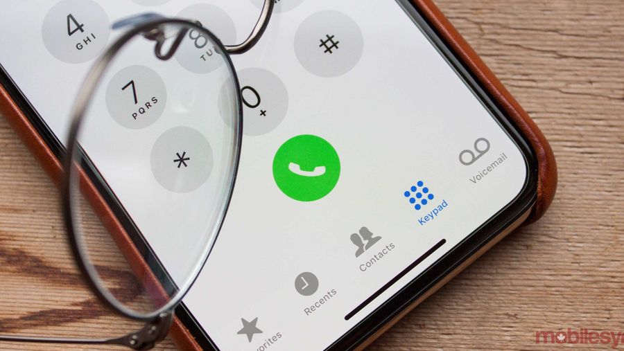 iPhone call button
