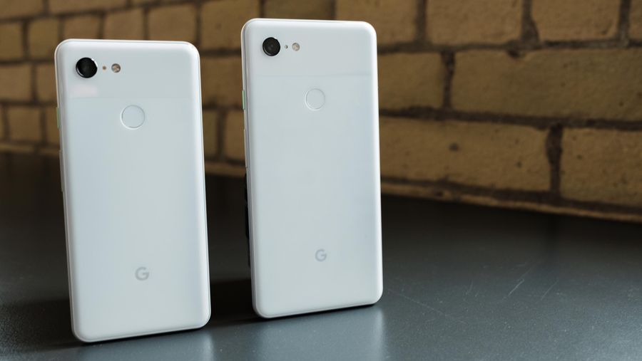 Google Pixel 3 and 3XL on table