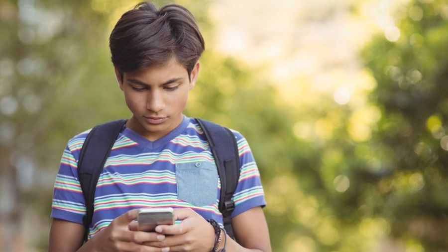 Kids Help Phone boy texting