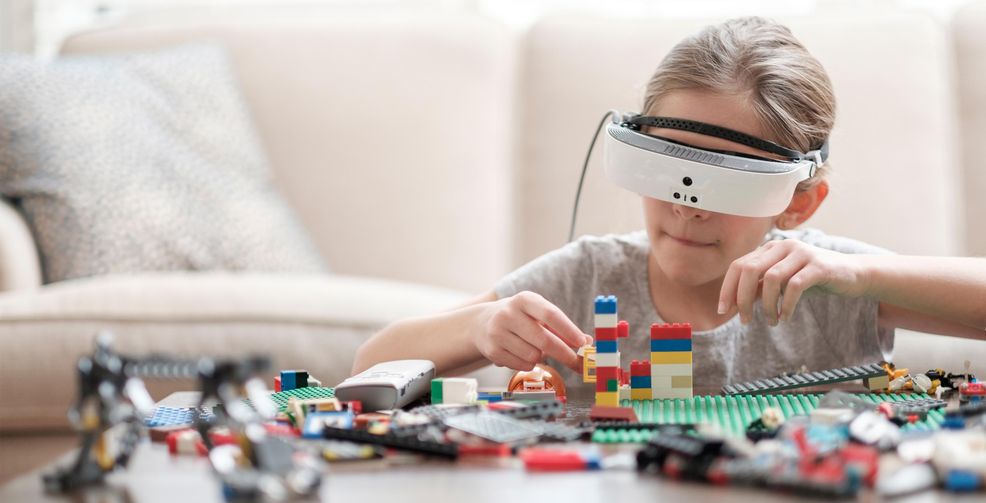 eSight glasses