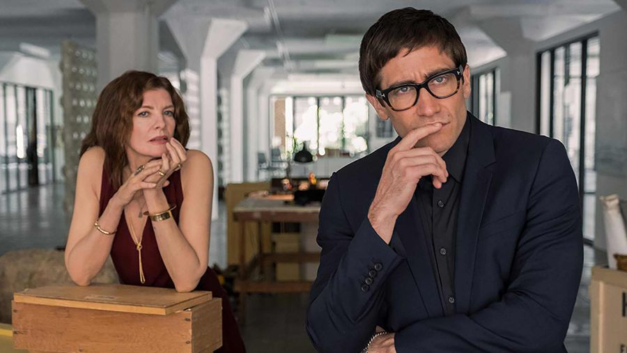 Jake Gyllenhaal and Rene Russo in Velvet Buzzsaw