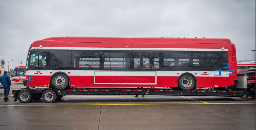 Federal government invests $2.75 billion in electric bus push