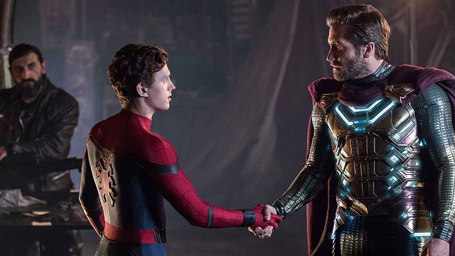 Spider-Man: Far From Home Spidey and Mysterio
