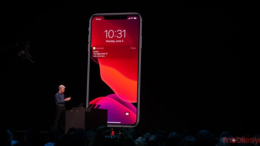 iOS 13 Dark Mode
