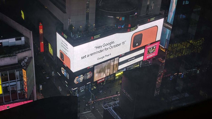 Google Pixel 4 Times Square