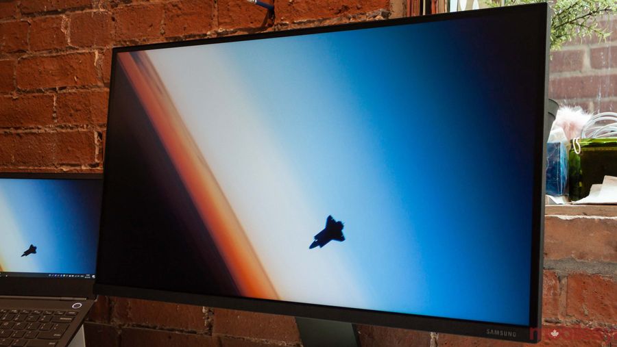 Samsung Space Monitor