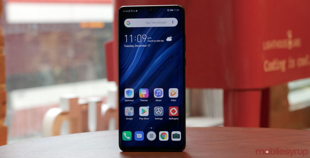 Huawei Canada offers 50 percent off broken screen and mainboard replacements until May 20