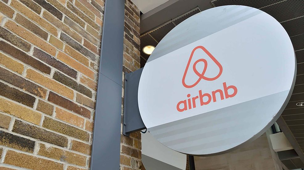 Airbnb and Hope Air partner to provide places to stay for frontline workers in Toronto and Vancouver