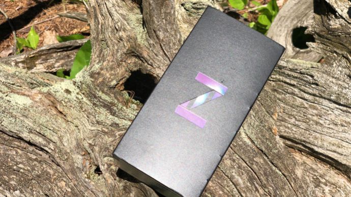 Contest: Win a Bell Samsung Galaxy Z Flip