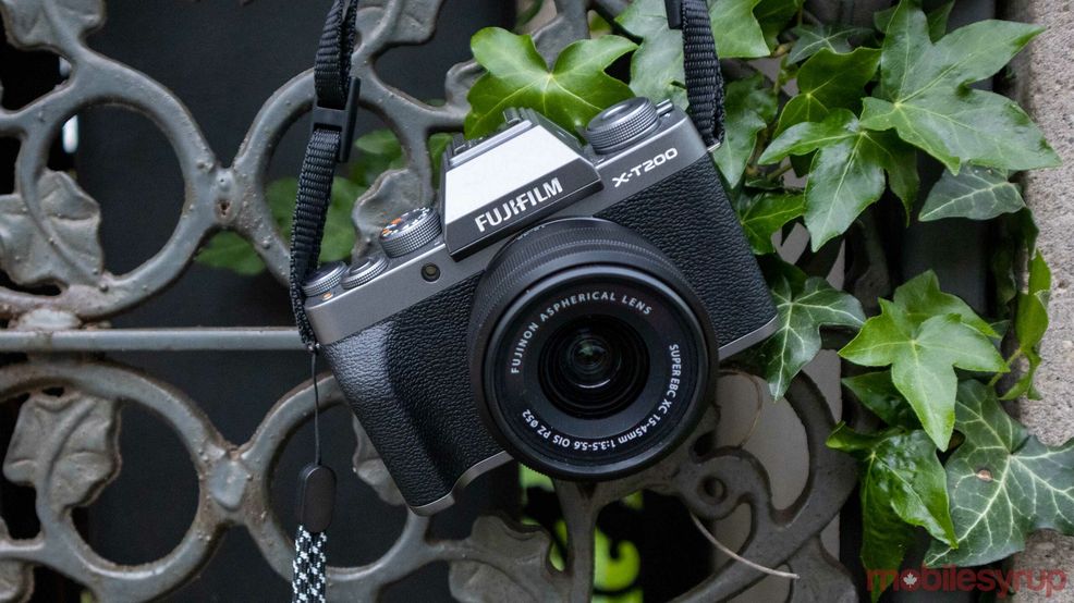 Fujifilm X-T200 Review: A big step up from your smartphone