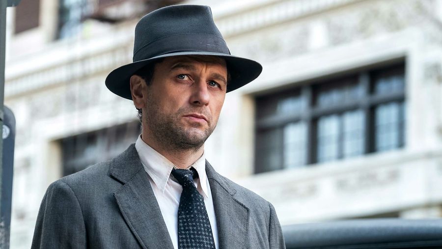 Matthew Rhys in Perry Mason