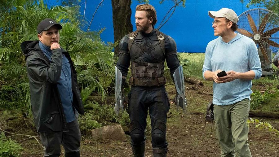 Chris Evans with the Russo Brothers