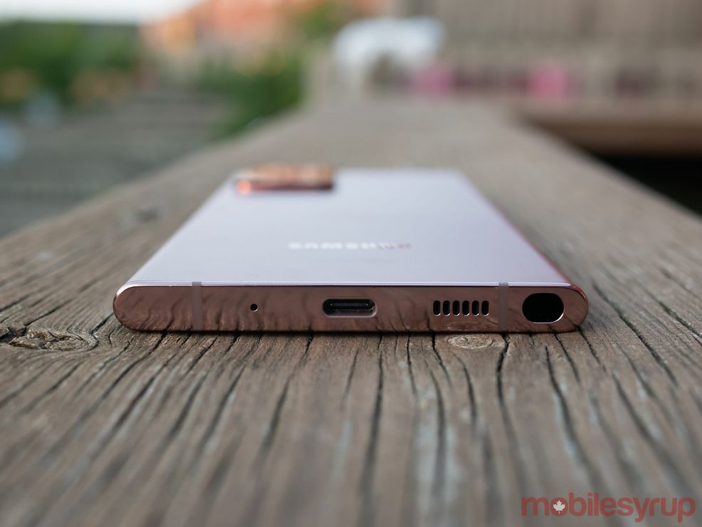 Note 20 Ultra USB-C port