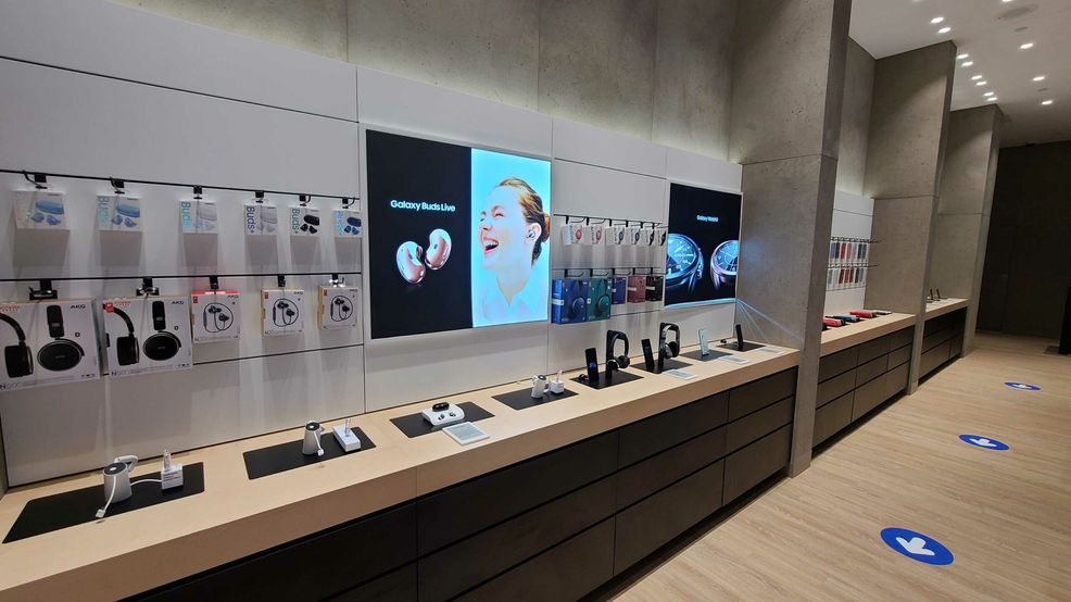 Samsung opens another Canadian flagship store in Montreal