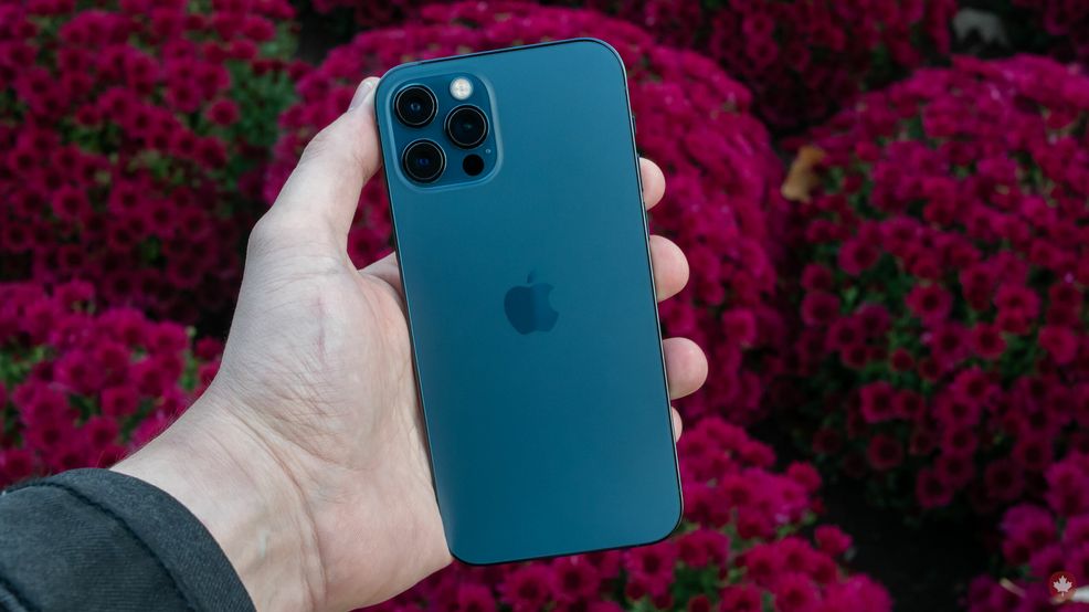 Fido is offering the iPhone 11 Pro for $34.99/month