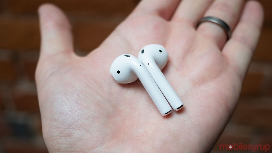 AirPods