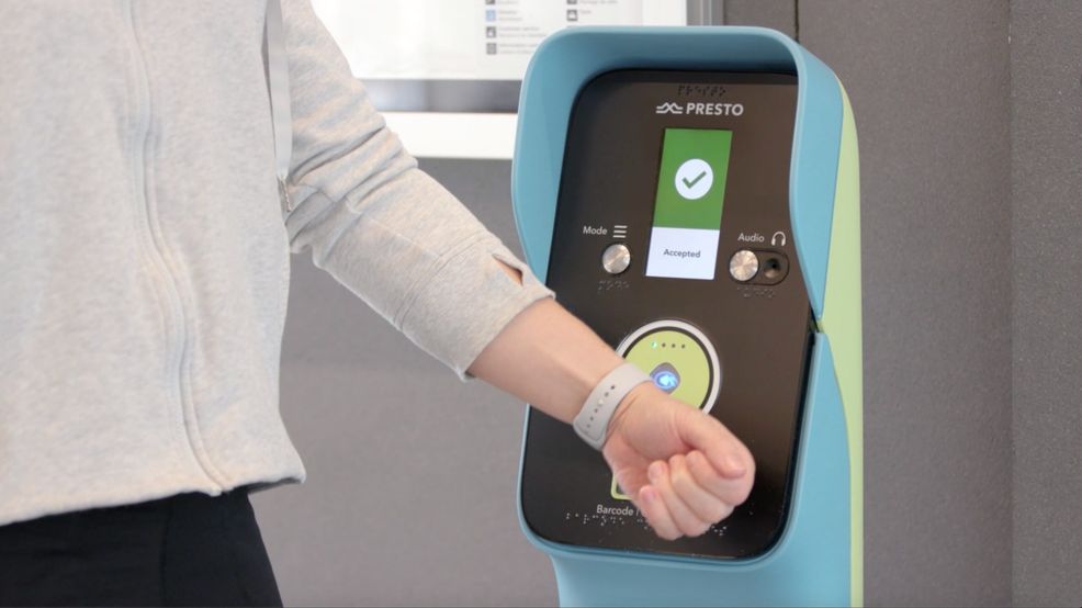 Metrolinx launches new contactless credit card payment pilot