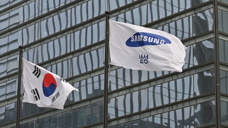Samung and South Korea's flag