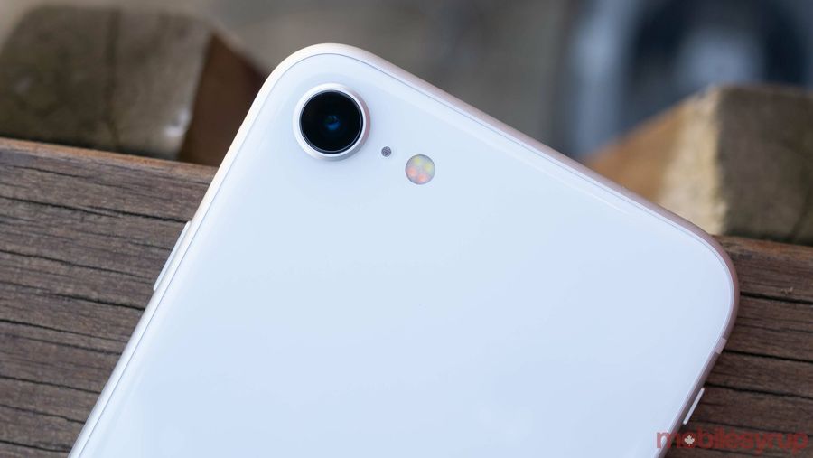 iPhone SE (2020)