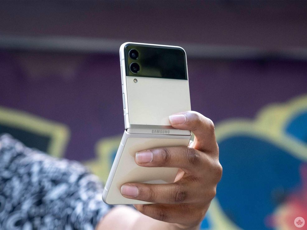 Save up to 40 percent on Samsung smartphones, smartwatches and earbuds