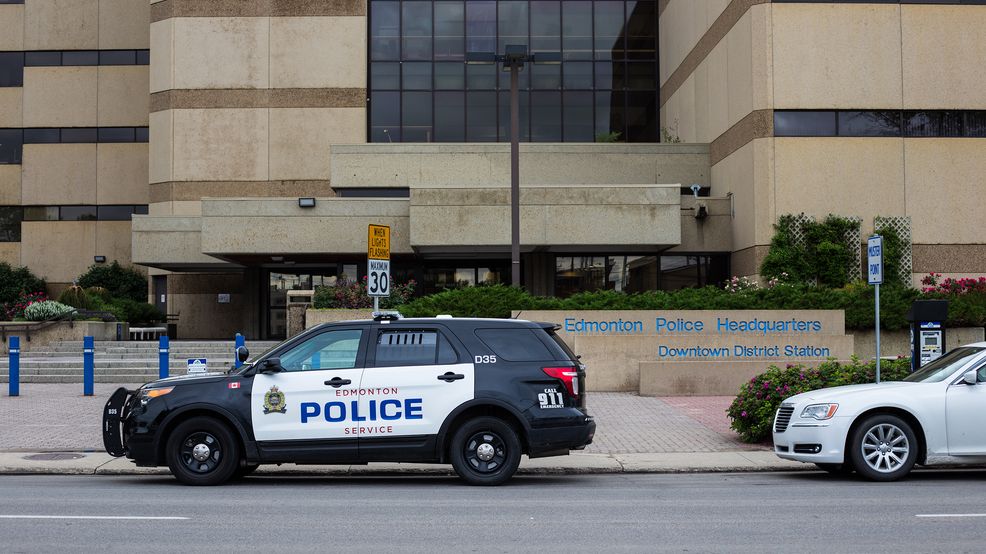 Telus supplies tech to Edmonton police’s online classifieds exchange zones