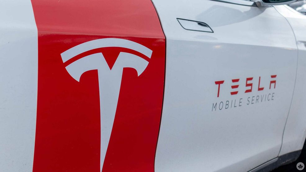 Samsung reportedly in talks with Tesla to develop next-gen self-driving chips