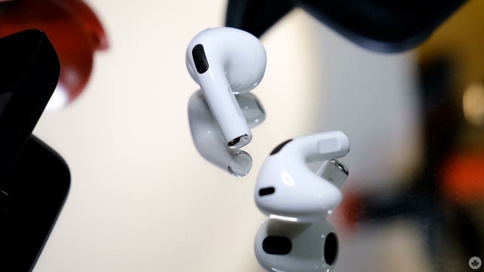 MobileSyrup’s Holiday Gift Guide for home office [2021 Edition]