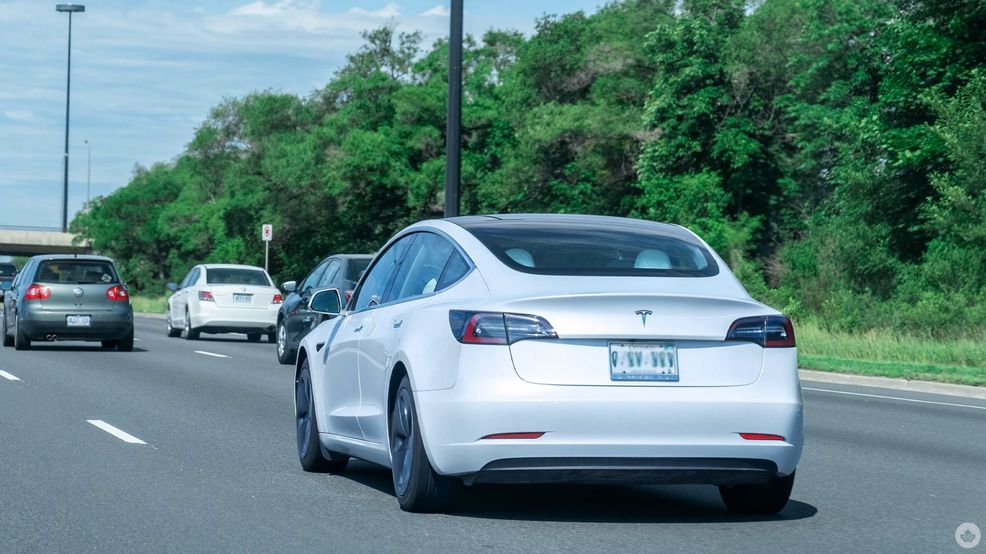 Chip shortage leaves some Tesla vehicles without USB ports