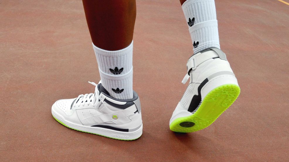 Xbox 360 shoe