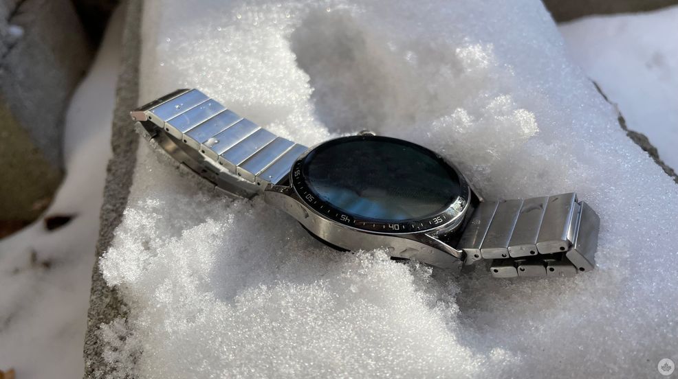 Consider the Huawei Watch GT 3 if you want a premium-looking wearable with a difficult to drain battery
