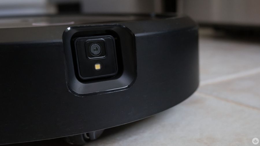 iRobot j7+ header