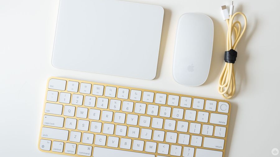 Apple Lightning accesories