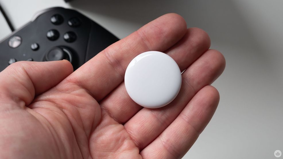 Apple looking to launch AirTag-like AI pin