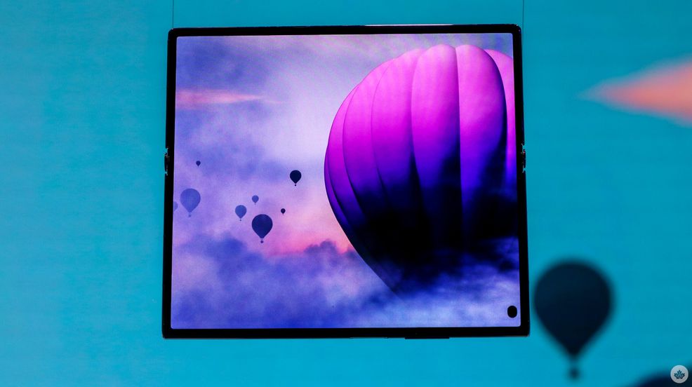 Huawei Mate Xs 2’s hardware is lightweight, slim and very solid