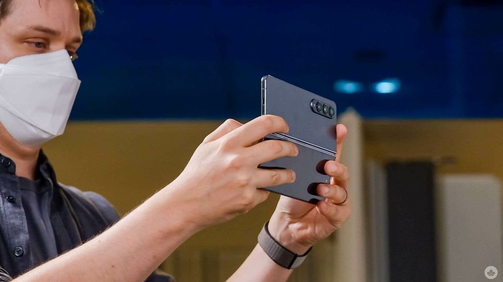 Where to buy the Samsung Galaxy Z Fold 4 in Canada