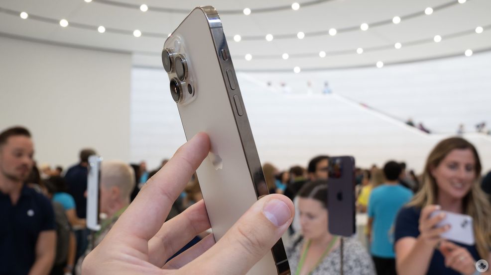 Elon Musk’s SpaceX had ‘promising’ talks with Apple about iPhone Starlink connectivity