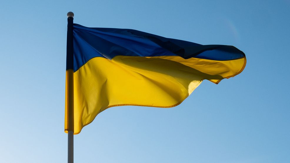 Telus, Énergir and Électrobac donating various services to Ukrainian refugees in Quebec