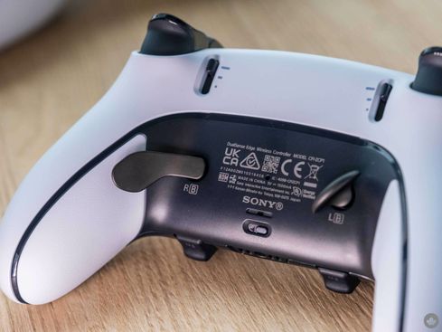 DualSense Edge rear