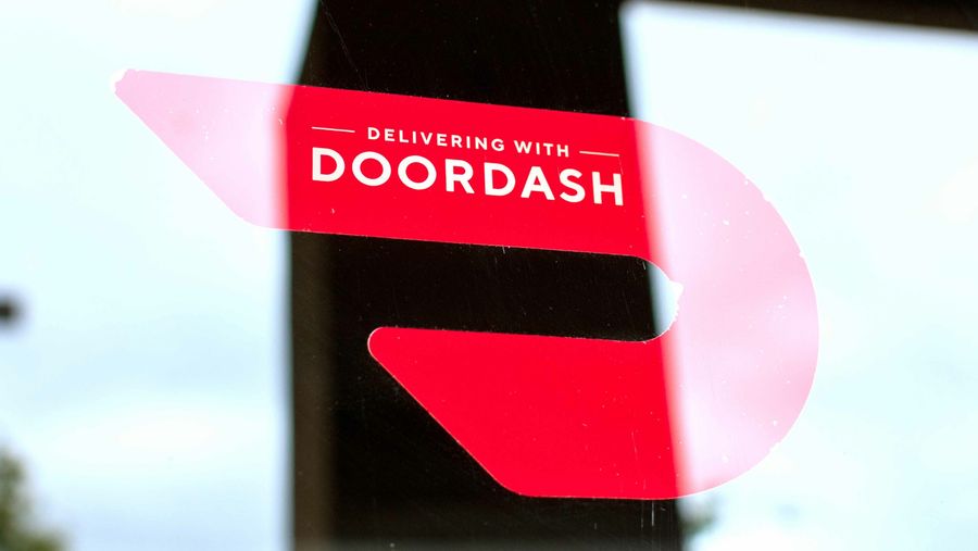 DoorDash logo