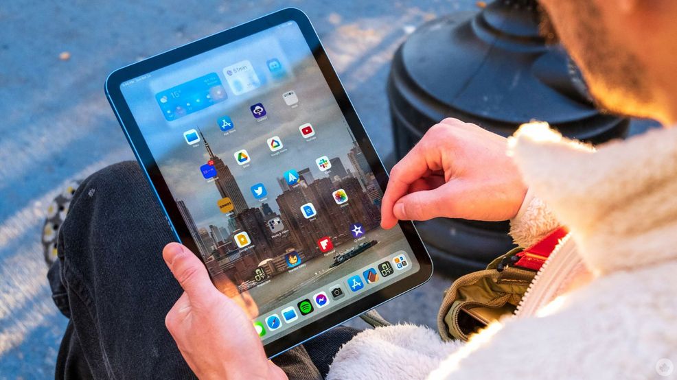 Apple reportedly ‘got close’ to releasing a 14-inch iPad this year
